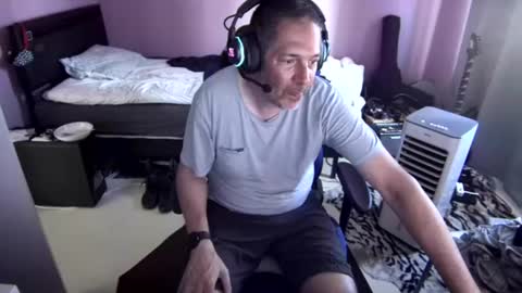 Snapshot of 55hotgboy chatting on June 23, 3:10 pm Larese Carlo online show from June 23, 3:10 pm