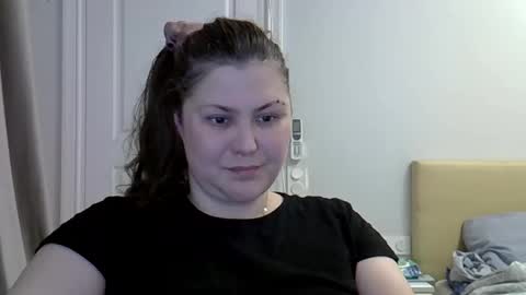 5anna online show from October 18, 4:52 pm