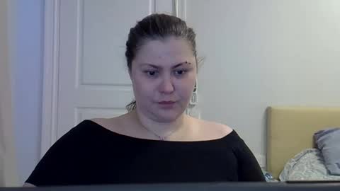 5anna online show from October 19, 11:44 am