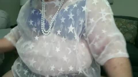 Missy online show from May 2, 1:05 pm