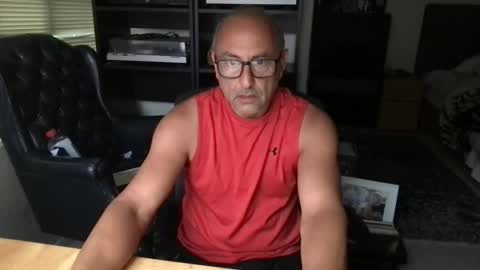 daddy vegas  for single women and couples here online show from June 11, 1:09 pm