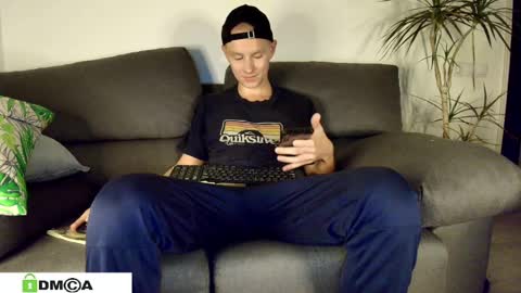 Snapshot of 696frank chatting on February 9, 7:19 pm chico online show from February 9, 7:19 pm