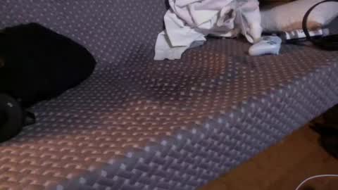 Chris online show from February 4, 4:37 am