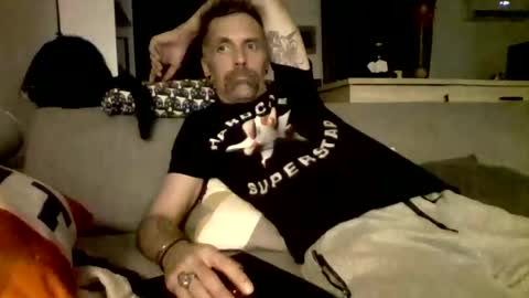 Num online show from December 2, 8:00 pm