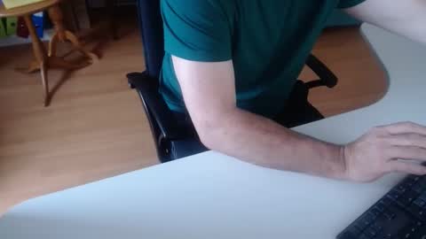 69pifpaf online show from December 21, 9:33 am