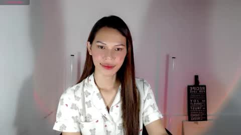 HAPPY BIRTHDAY online show from January 31, 7:45 pm