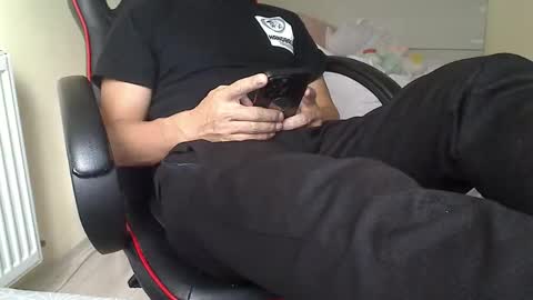 Snapshot of 77777_20225 chatting on October 15, 11:32 am 77777 bigmax online show from October 15, 11:32 am