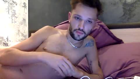 Kriss online show from October 4, 7:34 pm