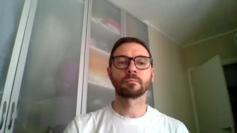 Snapshot of 77architt chatting on March 9, 9:35 am 77architt online show from March 9, 9:35 am