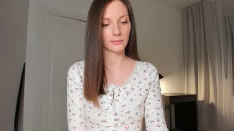 Anna online show from December 13, 8:14 pm