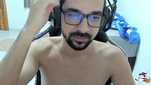 Snapshot of 7_high chatting on November 5, 10:43 pm high online show from November 5, 10:43 pm