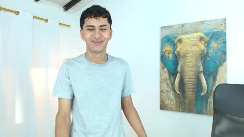 Snapshot of 7alan chatting on October 2, 12:56 pm Alan online show from October 2, 12:56 pm