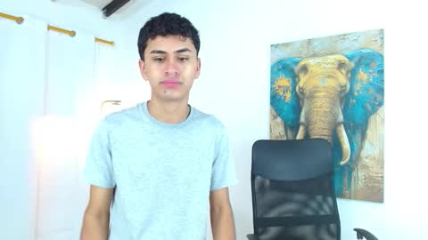 Snapshot of 7alan chatting on October 4, 12:58 pm Alan online show from October 4, 12:58 pm