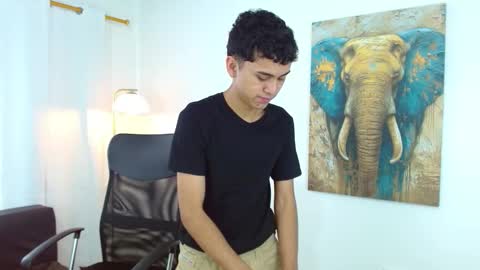 Snapshot of 7alan chatting on October 28, 1:14 pm Alan online show from October 28, 1:14 pm