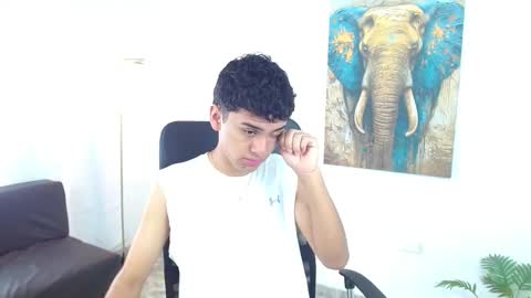 Snapshot of 7alan chatting on November 1, 1:02 pm Alan online show from November 1, 1:02 pm