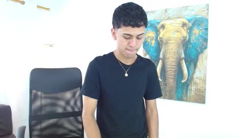 Snapshot of 7alan chatting on November 3, 1:23 pm Alan online show from November 3, 1:23 pm