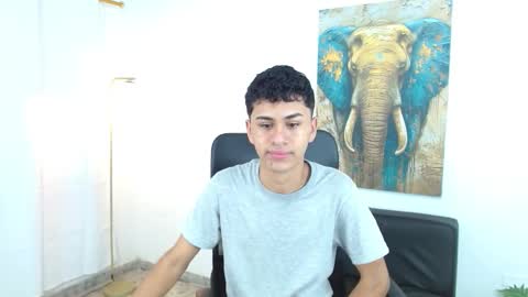 Snapshot of 7alan chatting on November 8, 1:11 pm Alan online show from November 8, 1:11 pm