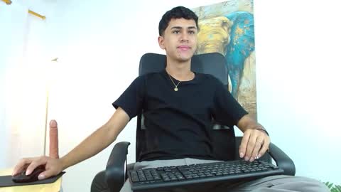 Snapshot of 7alan chatting on November 9, 1:09 pm Alan online show from November 9, 1:09 pm