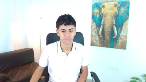 Snapshot of 7alan chatting on November 17, 12:55 pm Alan online show from November 17, 12:55 pm