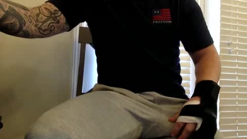 7incherinhand online show from November 5, 3:23 pm