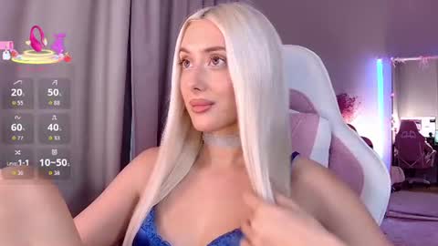 Snapshot of 7loren_wood7 chatting on June 20, 3:48 pm Loren Wood online show from June 20, 3:48 pm