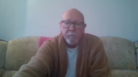  Papi  online show from January 5, 4:48 pm