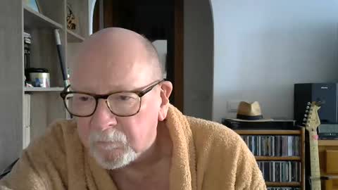  Papi  online show from January 18, 3:49 pm