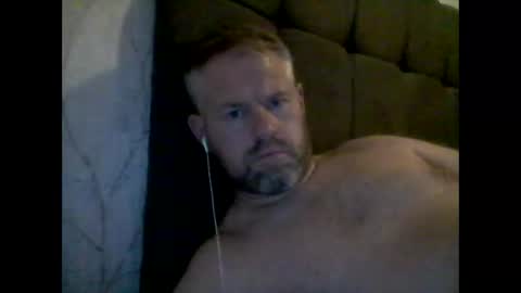 81jonnyx online show from October 19, 9:15 pm
