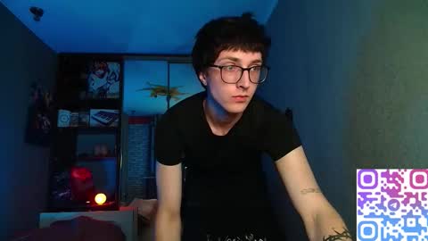 Phillip online show from December 19, 7:10 pm