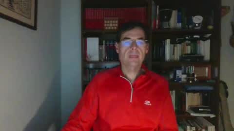 Snapshot of 8age chatting on December 4, 10:41 pm 8age online show from December 4, 10:41 pm