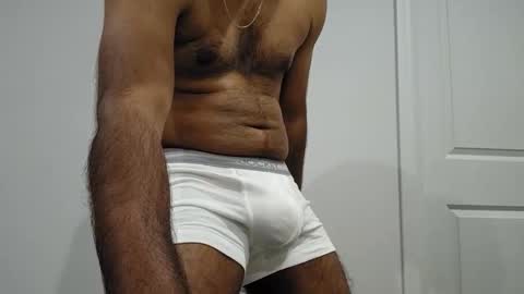Snapshot of 8inch_desi chatting on March 11, 1:44 am 8inch_desi online show from March 11, 1:44 am