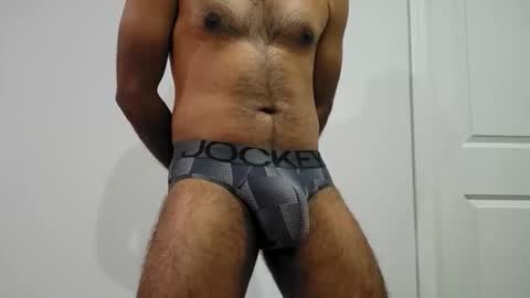 Snapshot of 8inch_desi chatting on March 31, 12:23 am 8inch_desi online show from March 31, 12:23 am