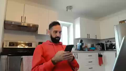 Snapshot of 8james5 chatting on October 14, 3:02 pm 8james5 online show from October 14, 3:02 pm