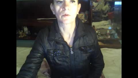 Snapshot of 8mistress8 chatting on March 4, 7:51 am 8MISTRESS8 online show from March 4, 7:51 am
