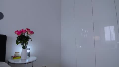 8selene online show from October 15, 12:27 pm