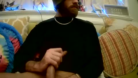 Snapshot of 90210screamer chatting on January 2, 11:41 am 90210screamer online show from January 2, 11:41 am