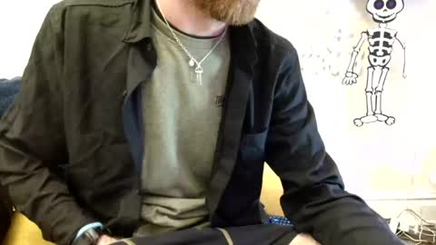 Snapshot of 90210screamer chatting on November 12, 10:04 am 90210screamer online show from November 12, 10:04 am