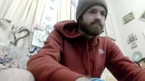 Snapshot of 90210screamer chatting on November 28, 1:36 pm 90210screamer online show from November 28, 1:36 pm