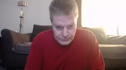 Snapshot of 989guy chatting on April 21, 1:07 am 989guy online show from April 21, 1:07 am