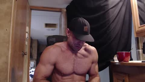 9 fat inches online show from September 9, 1:10 pm