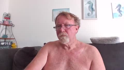 Snapshot of 9gecko696969 chatting on November 11, 2:28 pm 9gecko696969 online show from November 11, 2:28 pm