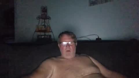 Snapshot of 9gecko696969 chatting on February 28, 9:21 am 9gecko696969 online show from February 28, 9:21 am