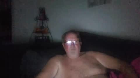 Snapshot of 9gecko696969 chatting on March 13, 8:21 am 9gecko696969 online show from March 13, 8:21 am