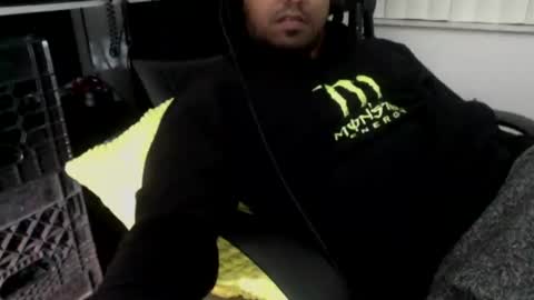 Snapshot of 9inchhammer chatting on January 7, 12:55 am 9inchhammer online show from January 7, 12:55 am