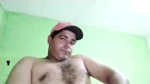 Snapshot of 9vinhocamshow chatting on December 25, 9:43 pm 9vinhocamshow online show from December 25, 9:43 pm