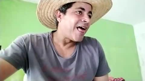 Snapshot of 9vinhocamshow chatting on January 11, 4:14 pm 9vinhocamshow online show from January 11, 4:14 pm