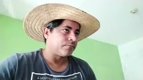 Snapshot of 9vinhocamshow chatting on January 18, 11:43 am 9vinhocamshow online show from January 18, 11:43 am