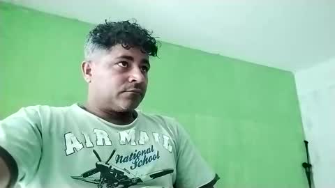 Snapshot of 9vinhocamshow chatting on January 29, 11:41 am 9vinhocamshow online show from January 29, 11:41 am