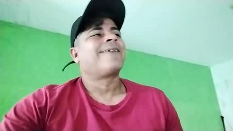 Snapshot of 9vinhocamshow chatting on February 25, 6:20 pm 9vinhocamshow online show from February 25, 6:20 pm