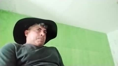 Snapshot of 9vinhocamshow chatting on September 8, 5:34 pm 9vinhocamshow online show from September 8, 5:34 pm